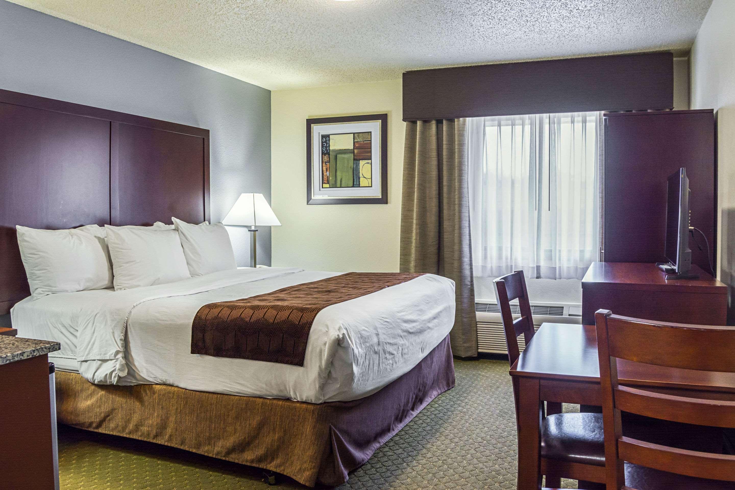 Quality Inn & Suites Clackamas - Portland Esterno foto
