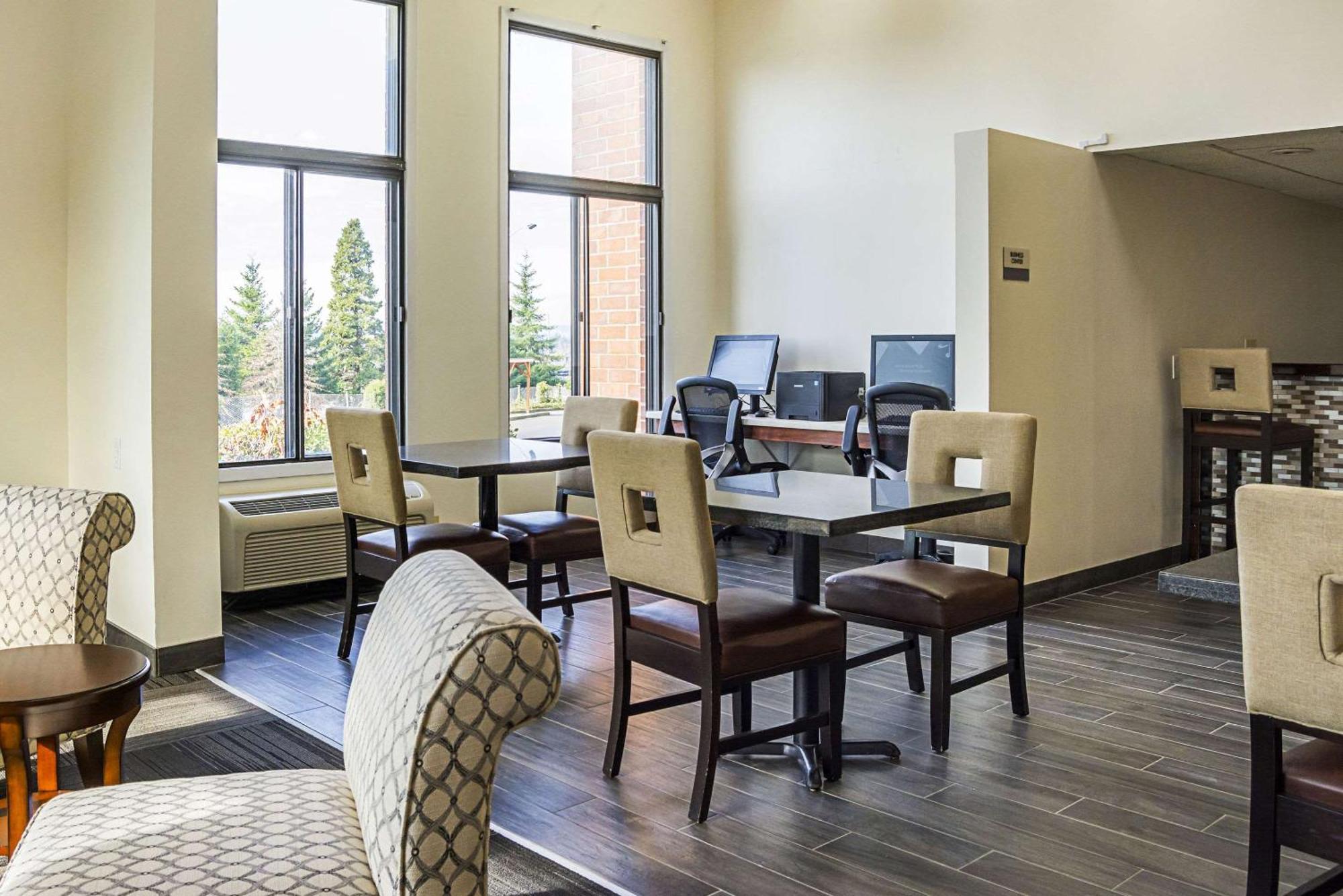 Quality Inn & Suites Clackamas - Portland Esterno foto