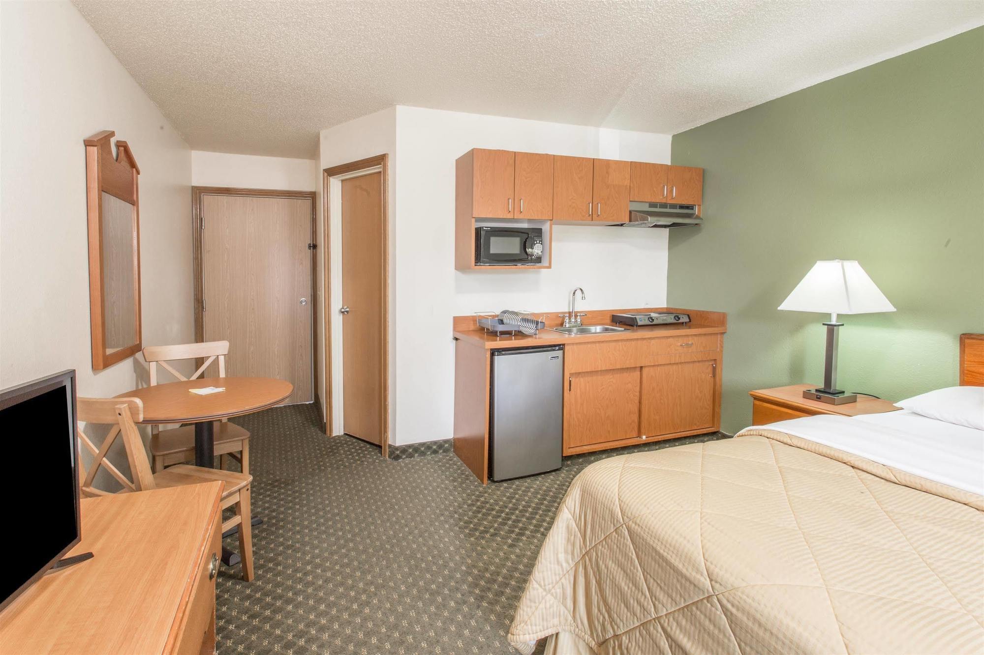 Quality Inn & Suites Clackamas - Portland Esterno foto