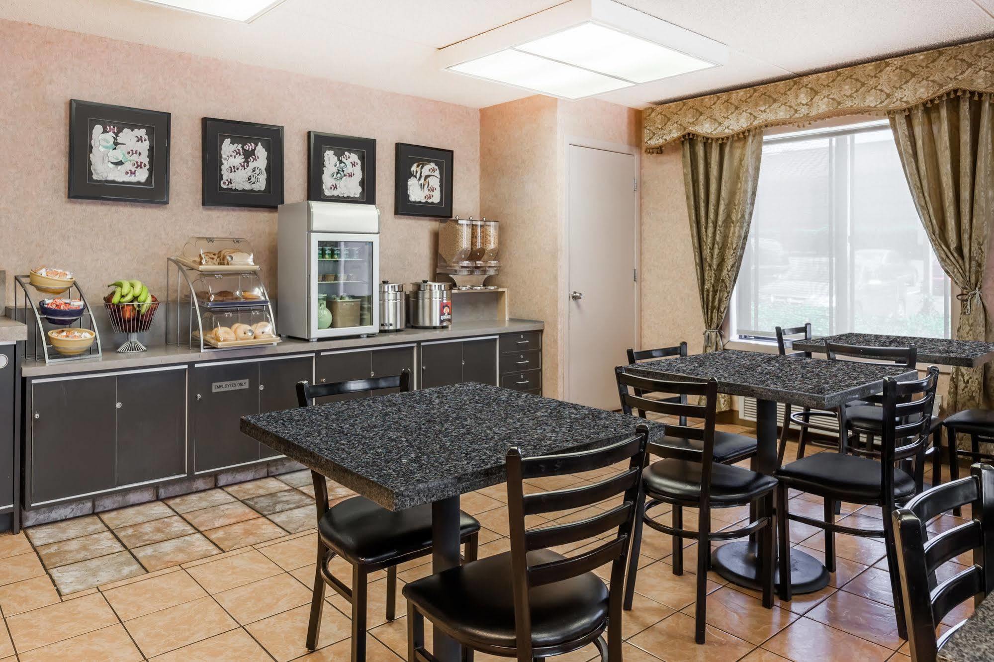 Quality Inn & Suites Clackamas - Portland Esterno foto